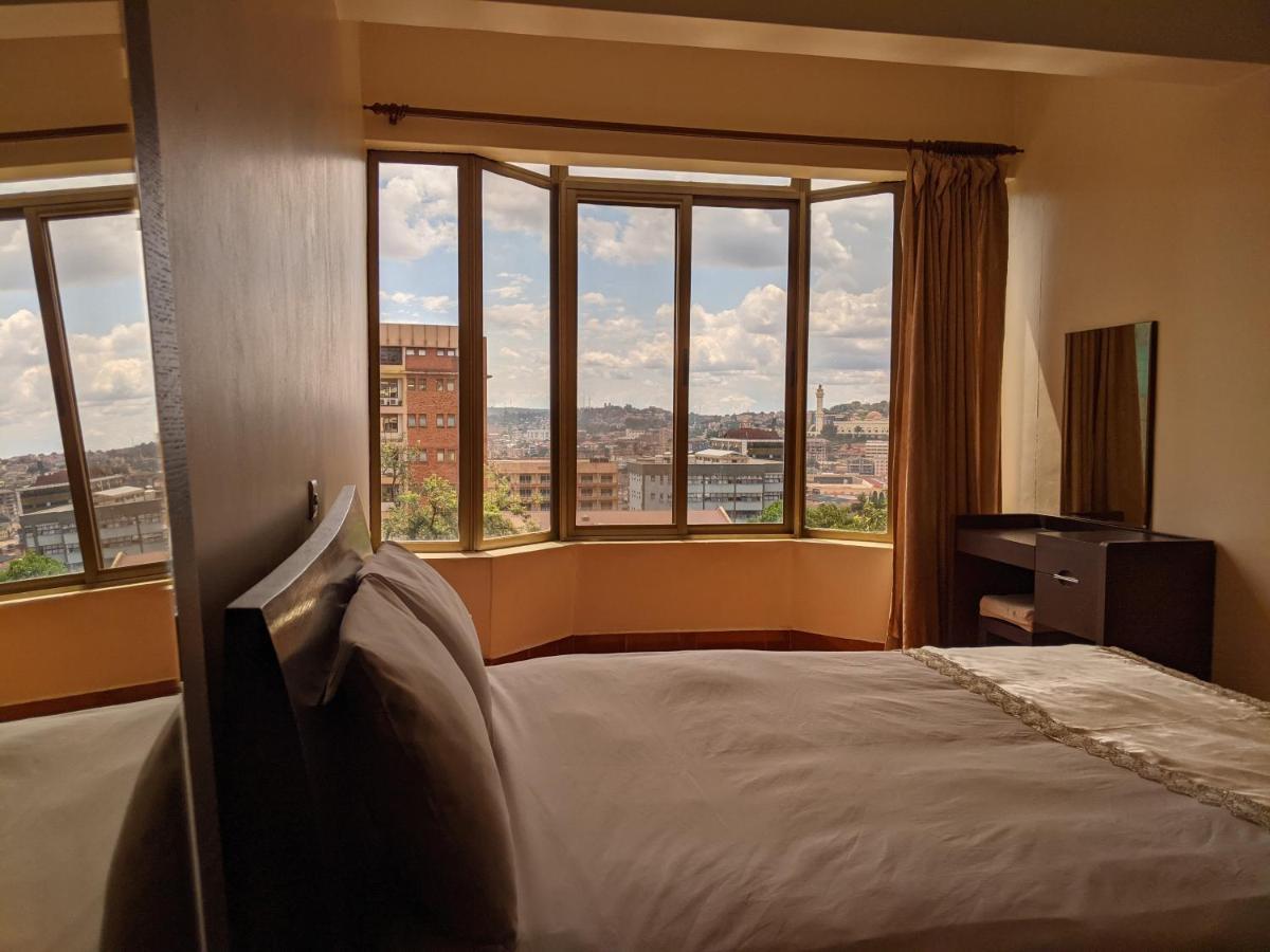 Prestige Hotel Suites Kampala Exteriér fotografie
