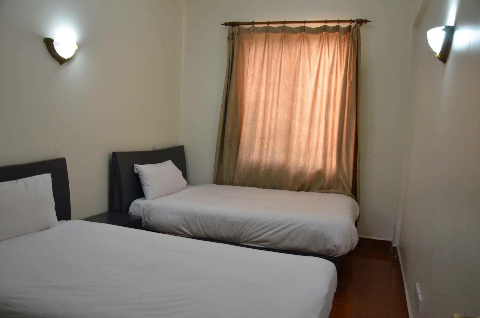Prestige Hotel Suites Kampala Exteriér fotografie